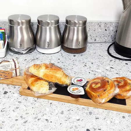 Self-contained In The Heart Of With Parking *